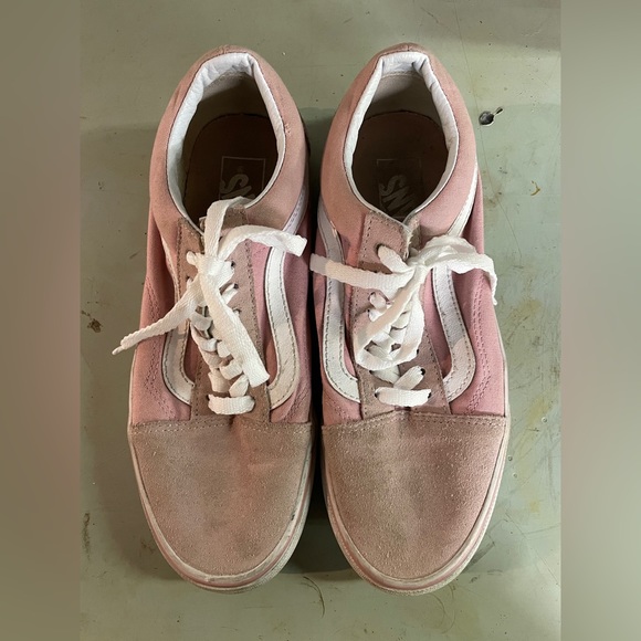 Classic Vans - Picture 1 of 2